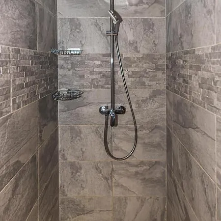 Les Du Chateau - Le Loft Henri Iv - Magnifique Face Au Chateau Apartment