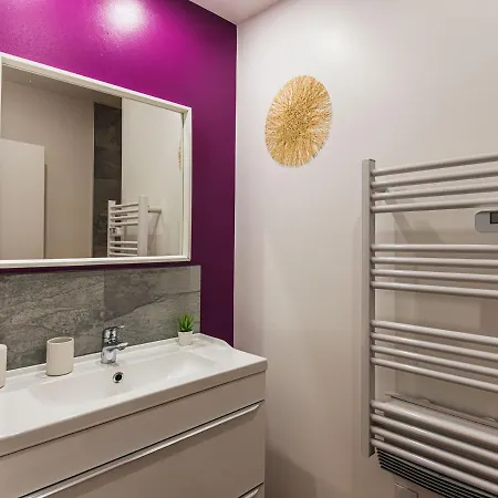 Les Du Chateau - Le Loft Henri Iv - Magnifique Face Au Chateau *